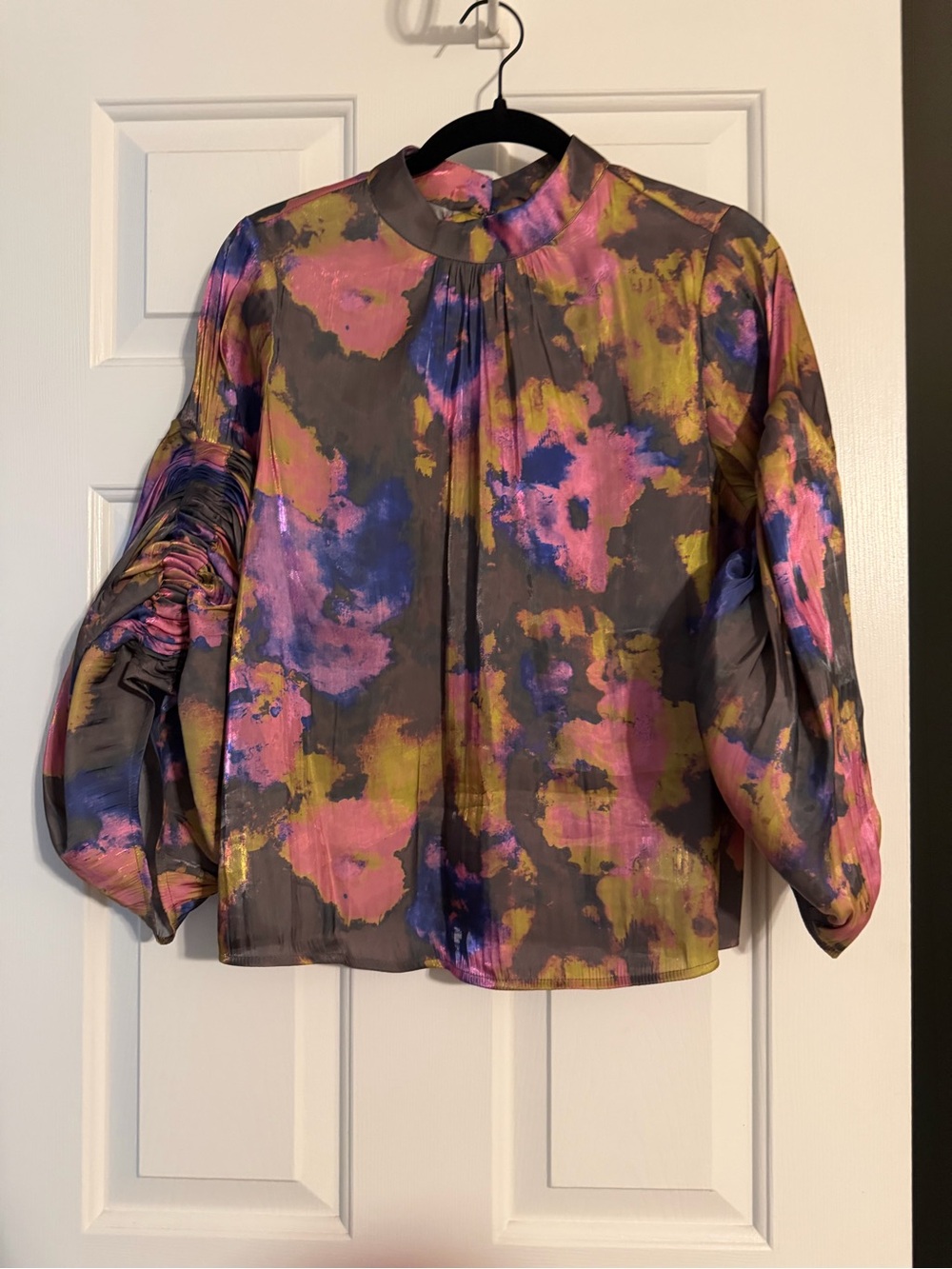 CROSBY by Mollie Burch Multicolor Watercolor Puff Sleeve Top